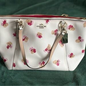 Coach Ava Tote Bag in Field Floral